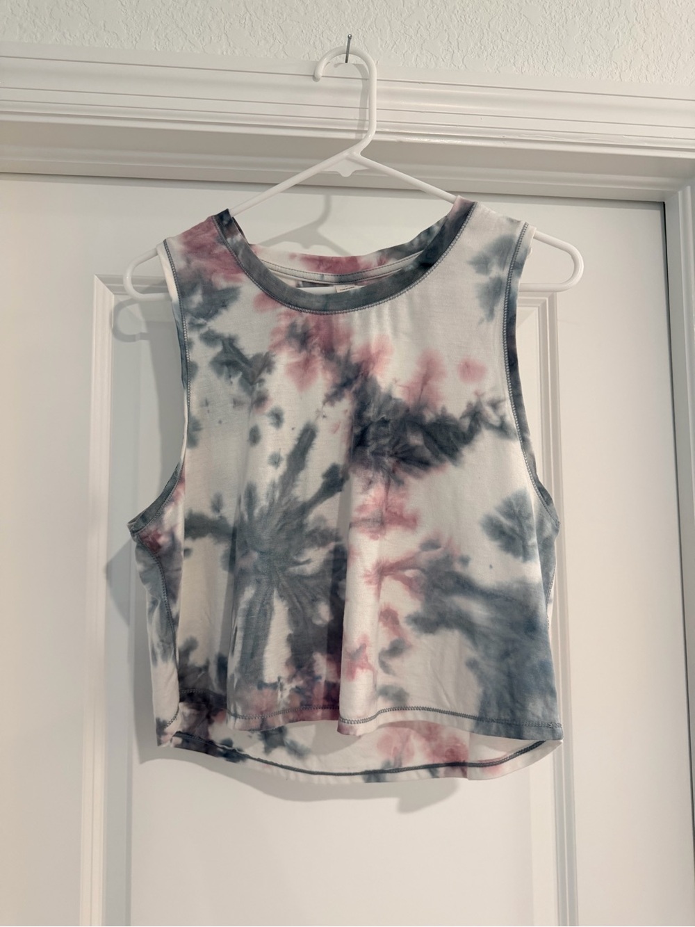 Tie-Dye Crop Tank Top
